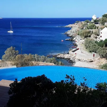 Jopeli With A Large Swimming Pool And Sea View In Dom wakacyjny