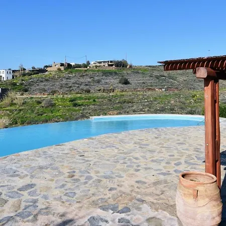 Jopeli With A Large Swimming Pool And Sea View In Dom wakacyjny *