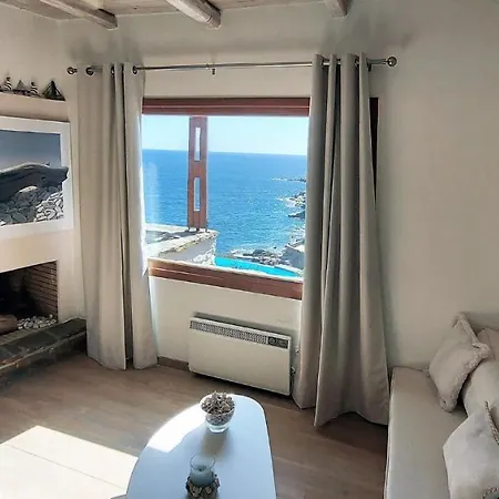 Prázdninový dům Jopeli With A Large Swimming Pool And Sea View In Koundouros
